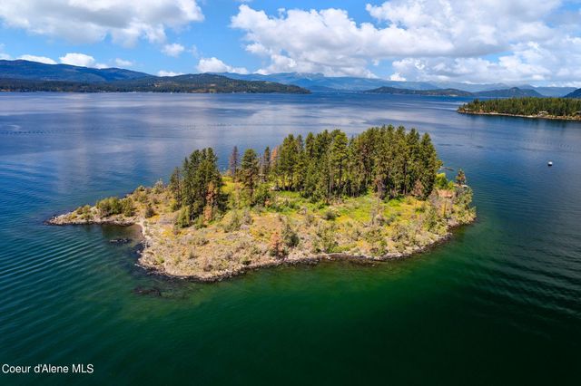 Cottage Island, Hope, ID 83836