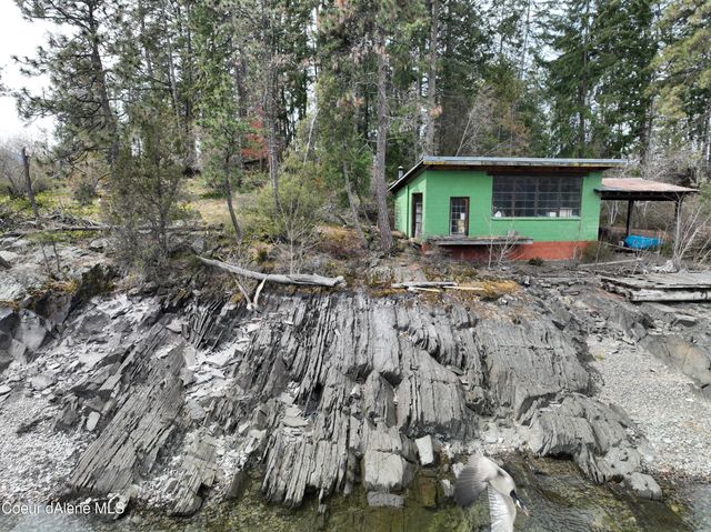 Cottage Island, Hope, ID 83836