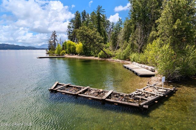 Cottage Island, Hope, ID 83836