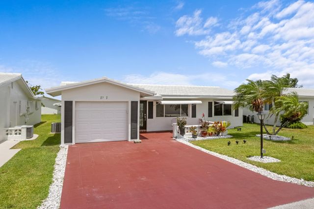 1701 SW 8th Avenue, Boynton Beach, FL 33426