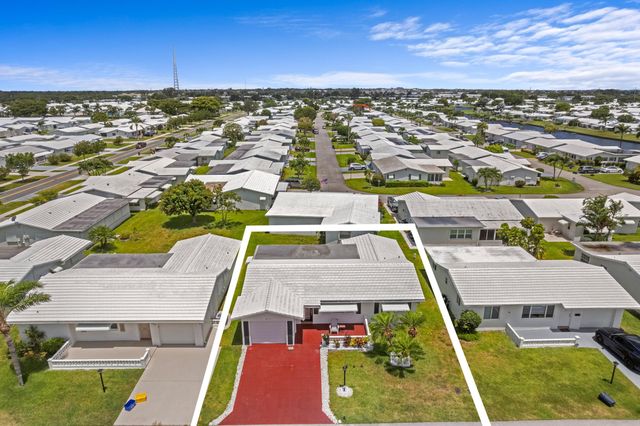 1701 SW 8th Avenue, Boynton Beach, FL 33426