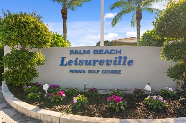 1701 SW 8th Avenue, Boynton Beach, FL 33426