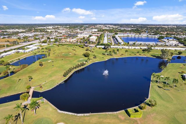 1701 SW 8th Avenue, Boynton Beach, FL 33426