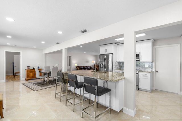 1701 SW 8th Avenue, Boynton Beach, FL 33426