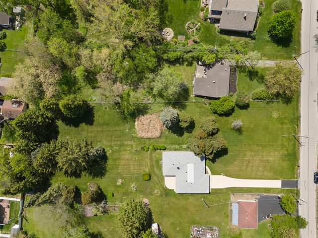 5609 Lee Avenue, Downers Grove, IL 60516
