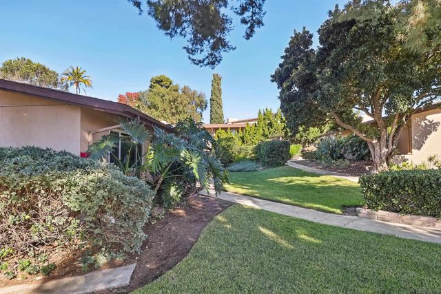 5750 Amaya Dr 10, La Mesa, CA 91942