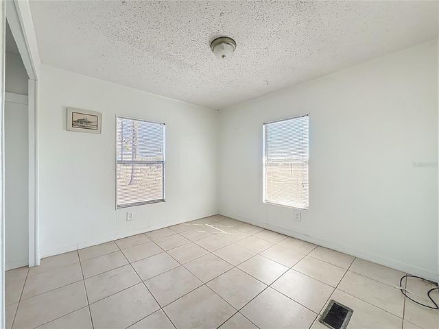 2921 PERIWINKLE DRIVE, Groveland, FL 34736