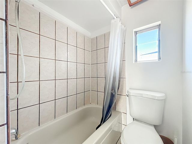 2921 PERIWINKLE DRIVE, Groveland, FL 34736