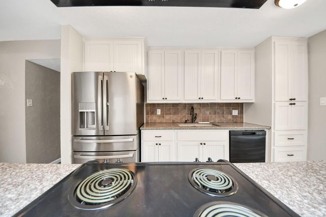 6834 Kearney Drive, Richmond, TX 77469