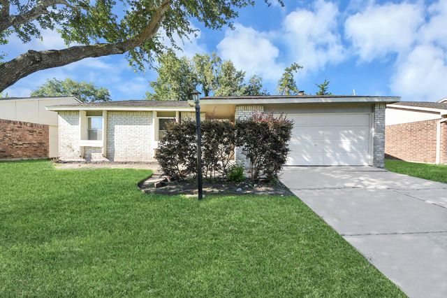 6834 Kearney Drive, Richmond, TX 77469