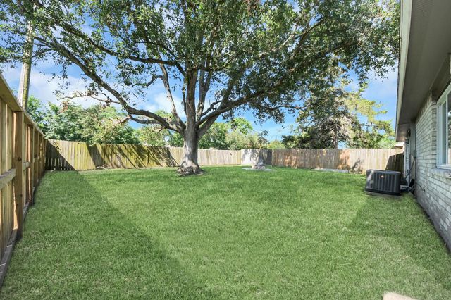 6834 Kearney Drive, Richmond, TX 77469