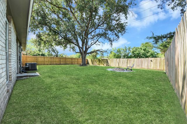 6834 Kearney Drive, Richmond, TX 77469