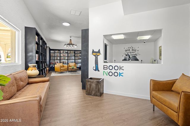 7830 E CAMELBACK Road 311, Scottsdale, AZ 85251