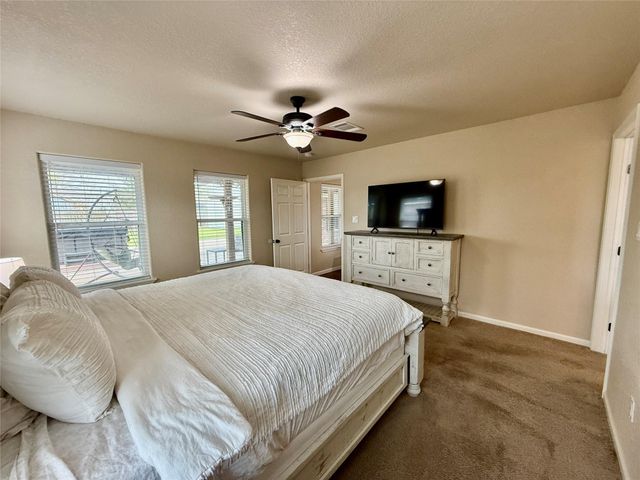 146 Ellis Lane, West Columbia, TX 77486