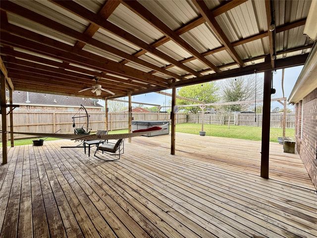 146 Ellis Lane, West Columbia, TX 77486