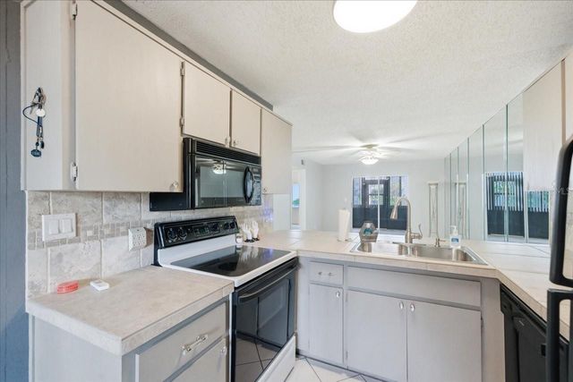 11201 122ND AVENUE 159, Largo, FL 33778