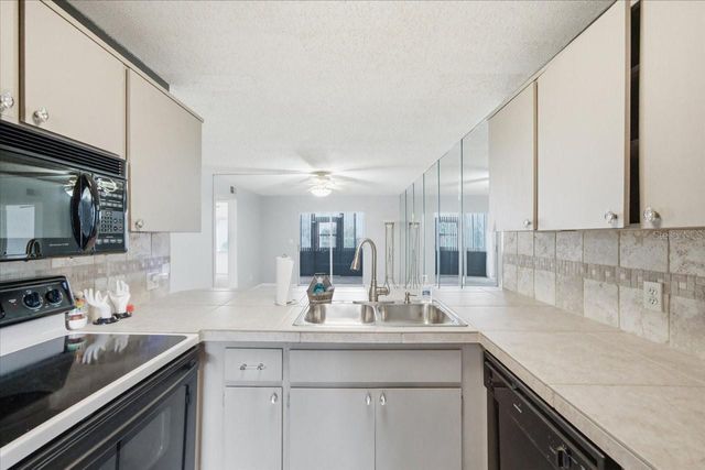 11201 122ND AVENUE 159, Largo, FL 33778