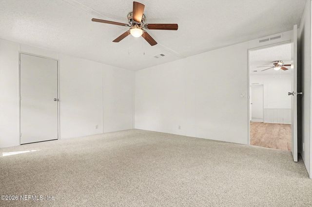 7624 TIMBERWOOD Drive, Jacksonville, FL 32256