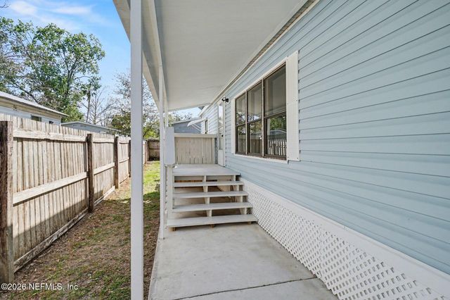 7624 TIMBERWOOD Drive, Jacksonville, FL 32256