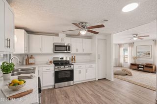 7624 TIMBERWOOD Drive, Jacksonville, FL 32256
