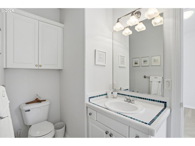 4815 Ne 137TH St, Vancouver, WA 98686