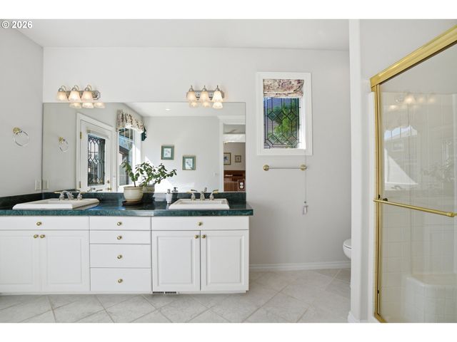 4815 Ne 137TH St, Vancouver, WA 98686