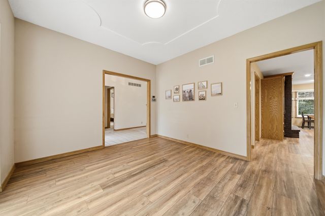 2504 N Meadow Grove Cir, Wichita, KS 67205