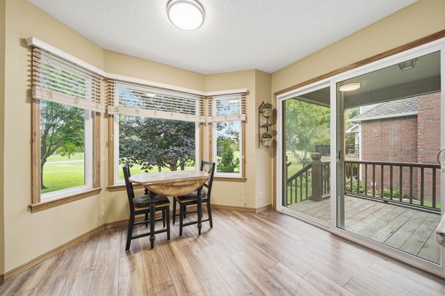 2504 N Meadow Grove Cir, Wichita, KS 67205