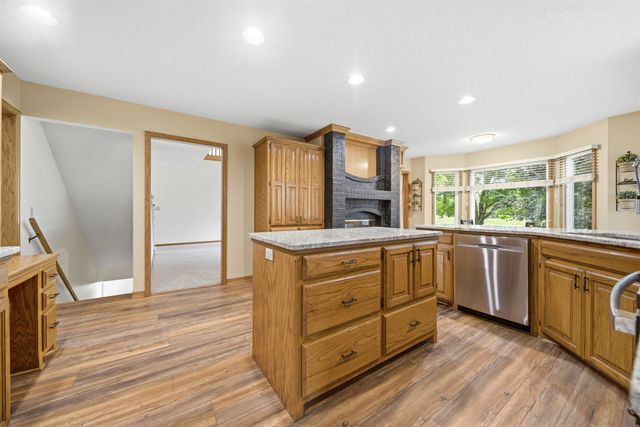 2504 N Meadow Grove Cir, Wichita, KS 67205