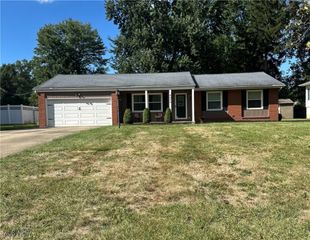 4079 Greenmont Drive SE, Warren, OH 44484