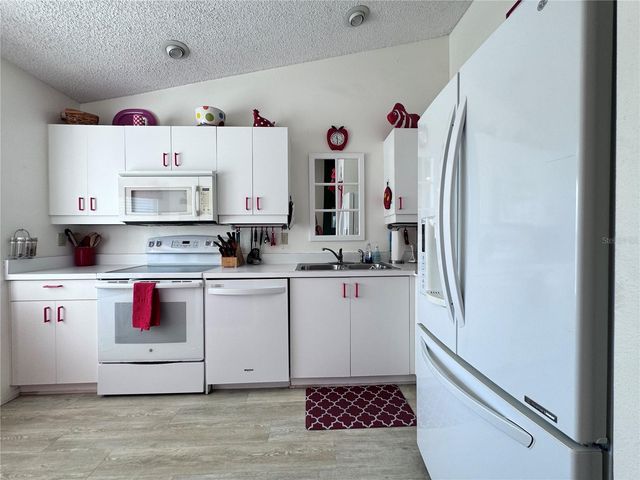 1216 SPOONBILL LANDINGS CIRCLE, Bradenton, FL 34209