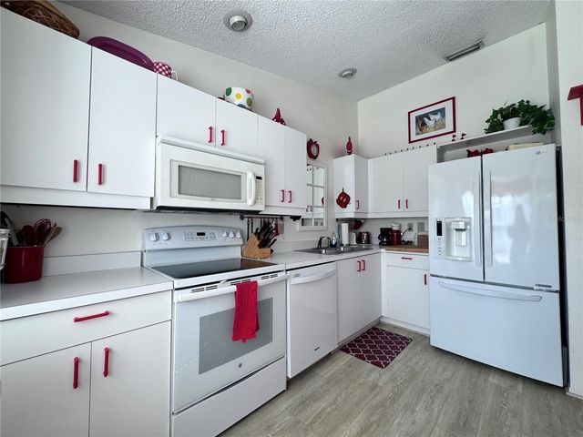 1216 SPOONBILL LANDINGS CIRCLE, Bradenton, FL 34209