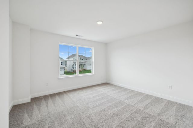 1086 Large Poppy Dr, La Vergne, TN 37086