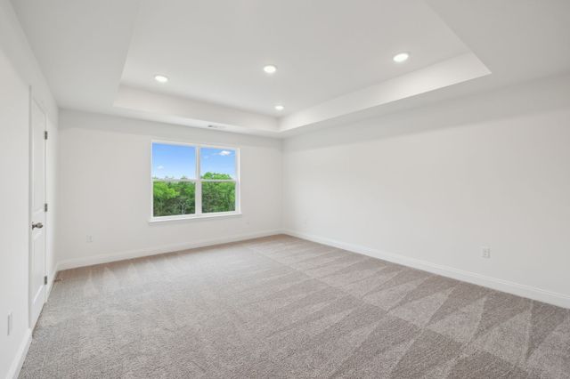 1086 Large Poppy Dr, La Vergne, TN 37086