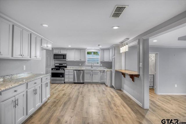 3230 Erma St., Tyler, TX 75701