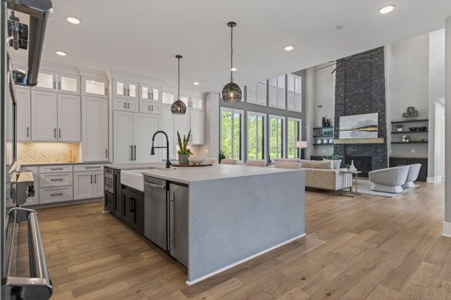 1297 Broad Oaks Dr, Brentwood, TN 37027