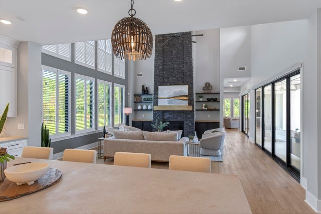 1297 Broad Oaks Dr, Brentwood, TN 37027