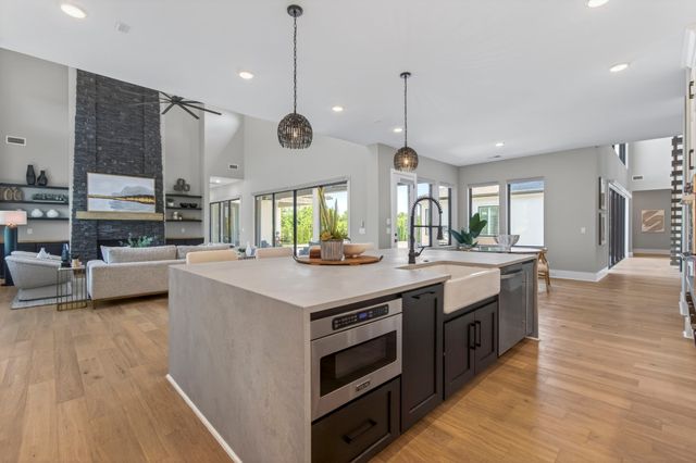 1297 Broad Oaks Dr, Brentwood, TN 37027