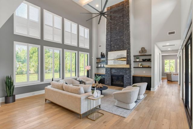 1297 Broad Oaks Dr, Brentwood, TN 37027