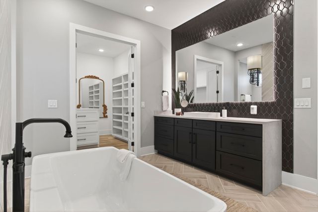 1297 Broad Oaks Dr, Brentwood, TN 37027