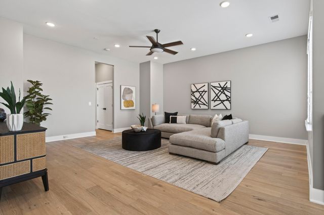 1297 Broad Oaks Dr, Brentwood, TN 37027