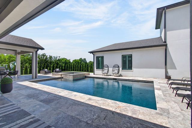 1297 Broad Oaks Dr, Brentwood, TN 37027