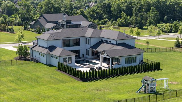 1297 Broad Oaks Dr, Brentwood, TN 37027