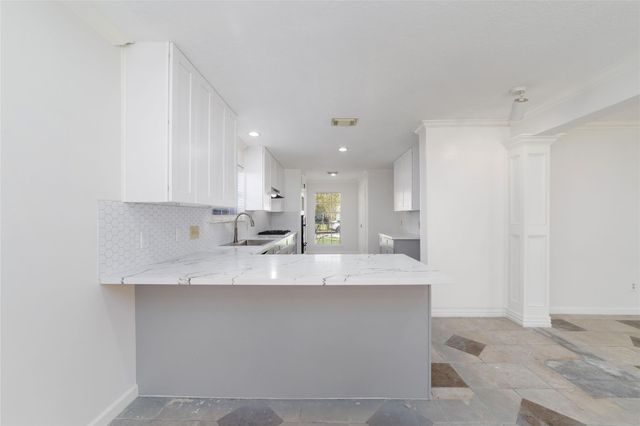 1114 Bayou Bend Drive, Deer Park, TX 77536