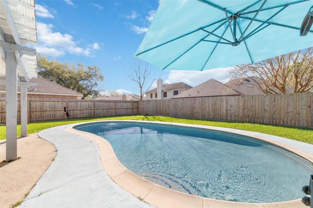 1114 Bayou Bend Drive, Deer Park, TX 77536