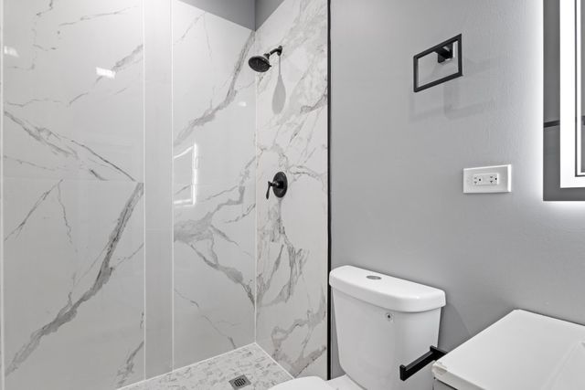 1610 S Fifth Avenue, Maywood, IL 60153