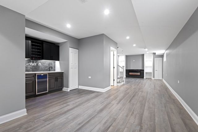 1610 S Fifth Avenue, Maywood, IL 60153