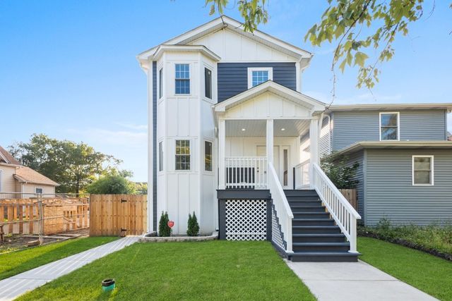 1610 S Fifth Avenue, Maywood, IL 60153