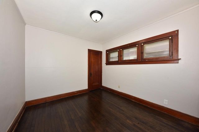 3936 N 28th STREET, Milwaukee, WI 53216