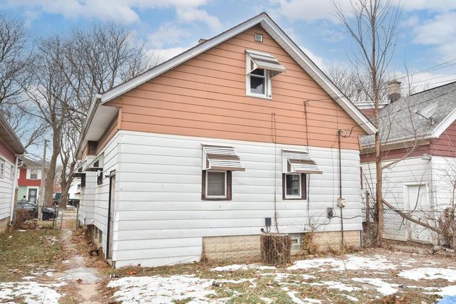 3936 N 28th STREET, Milwaukee, WI 53216